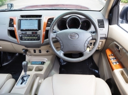 รถมือสอง TOYOTA FORTUNER ปี 2010 สีดำ