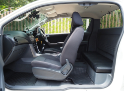 รถมือสอง MAZDA BT-50 ปี 2016 สีขาว