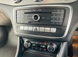 รถมือสอง MERCEDES-BENZ GLA-CLASS GLA250 ปี 2017 สีขาว