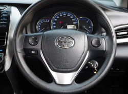 รถมือสอง TOYOTA YARIS ปี 2018 สีเทา