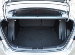 รถมือสอง MAZDA 2 ปี 2016 สีเทา