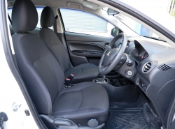 รถมือสอง MITSUBISHI AIRTREK ปี 2016 สีขาว