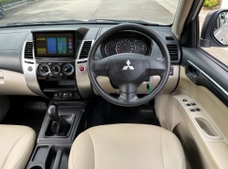 รถมือสอง MITSUBISHI PAJERO SPORT ปี 2015 สีเทา