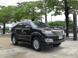 รถมือสอง TOYOTA FORTUNER ปี 2012 สีดำ