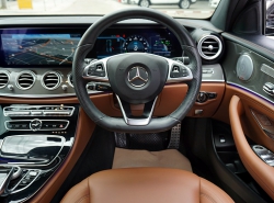 รถมือสอง MERCEDES-BENZ E-CLASS E350 AMG ปี 2019 สีดำ