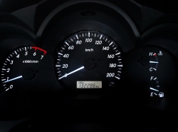 รถมือสอง TOYOTA HILUX VIGO ปี 2012 สีขาว