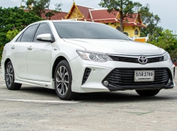 รถมือสอง TOYOTA CAMRY ปี 2017 สีขาว