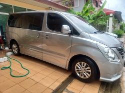 รถมือสอง HYUNDAI H-1 ปี 2015 สีเทา