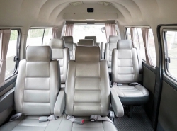 รถมือสอง NISSAN URVAN ปี 2011 สีเทา