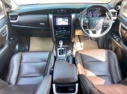 รถมือสอง TOYOTA FORTUNER ปี 2017 สีขาว