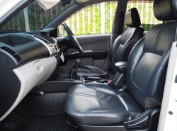 รถมือสอง MITSUBISHI TRITON ปี 2012 สีขาว