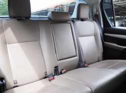 รถมือสอง TOYOTA HILUX REVO ปี 2017 สีเทา