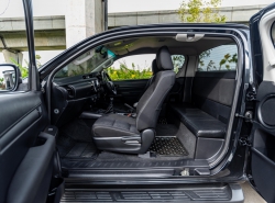 รถมือสอง TOYOTA HILUX REVO ปี 2019 สีดำ