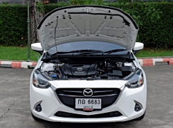 รถมือสอง MAZDA 2 ปี 2018 สีขาว