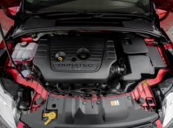 รถมือสอง FORD FOCUS ปี 2012 สีแดง