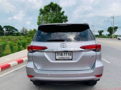 รถมือสอง TOYOTA FORTUNER ปี 2018 สีเทา