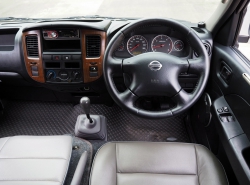 รถมือสอง NISSAN URVAN ปี 2011 สีเทา