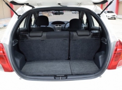 รถมือสอง TOYOTA YARIS ปี 2010 สีขาว