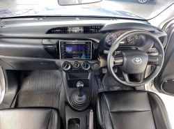 รถมือสอง TOYOTA HILUX REVO ปี 2019 สีบรอนซ์