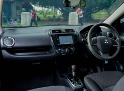 รถมือสอง MITSUBISHI MIRAGE ปี 2017 สีแดง