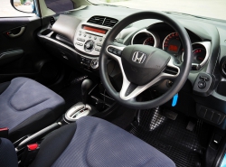 รถมือสอง HONDA JAZZ ปี 2011 สีฟ้า