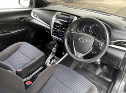 รถมือสอง TOYOTA YARIS ปี 2018 สีเทา