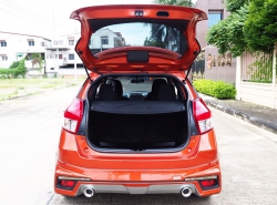 รถมือสอง TOYOTA YARIS ปี 2013 สีส้ม