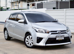 รถมือสอง TOYOTA YARIS ปี 2015 สีบรอนซ์