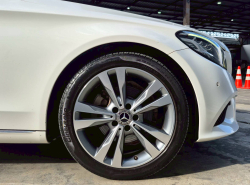 รถมือสอง MERCEDES-BENZ C-CLASS C220 ปี 2019 สีขาว
