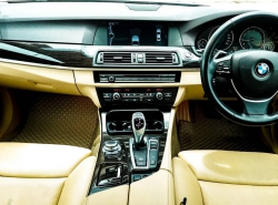 รถมือสอง BMW 5 SERIES 523I ปี 2011 สีบรอนซ์
