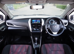 รถมือสอง TOYOTA YARIS ปี 2017 สีขาว