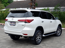 รถมือสอง TOYOTA FORTUNER ปี 2017 สีขาว