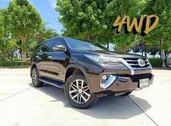 TOYOTA FORTUNER ปี 2015