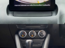 รถมือสอง MAZDA 2 ปี 2017 สีแดง