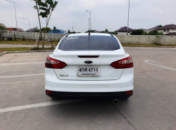 รถมือสอง FORD FOCUS ปี 2015 สีขาว