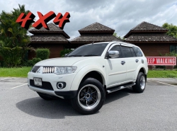 MITSUBISHI PAJERO ปี 2013