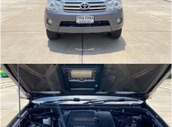 รถมือสอง TOYOTA FORTUNER ปี 2009 สีเทา