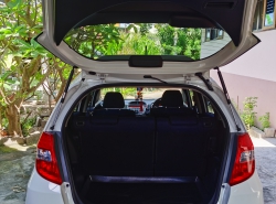 รถมือสอง HONDA JAZZ ปี 2013 สีขาว