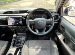 รถมือสอง TOYOTA HILUX REVO ปี 2019 สีขาว