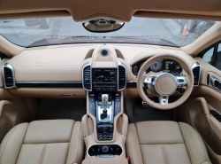 รถมือสอง PORSCHE CAYENNE ปี 2013 สีดำ