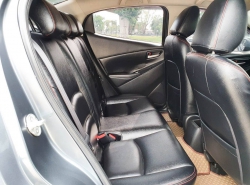 รถมือสอง MAZDA 2 ปี 2015 สีเทา