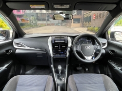รถมือสอง TOYOTA YARIS ปี 2018 สีเทา