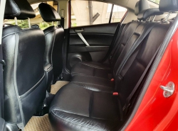 รถมือสอง MAZDA 3 ปี 2015 สีแดง