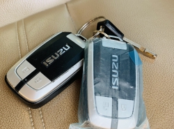 รถมือสอง ISUZU MU-X ปี 2017 สีขาว