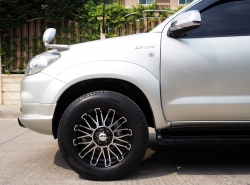 รถมือสอง TOYOTA FORTUNER ปี 2011 สีบรอนซ์