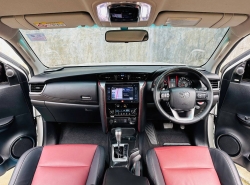 รถมือสอง TOYOTA FORTUNER ปี 2020 สีขาว