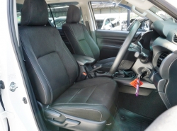 รถมือสอง TOYOTA HILUX REVO ปี 2018 สีขาว