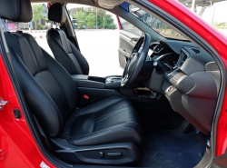 รถมือสอง HONDA CIVIC ปี 2018 สีแดง