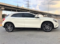 รถมือสอง MERCEDES-BENZ GLA-CLASS GLA200 ปี 2015 สีขาว