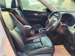 รถมือสอง NISSAN X-TRAIL ปี 2015 สีขาว